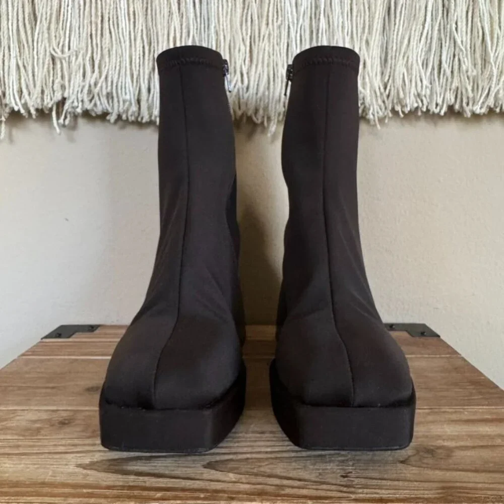 Jeffrey Campbell Dauphin Brown Neoprene Chunky Platform Block Heel Ankle Boots 8
